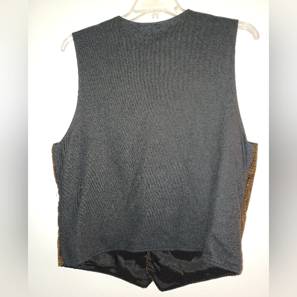 J Riggins Men's 5 Button Vest.  Size XL - Picture 2 of 3